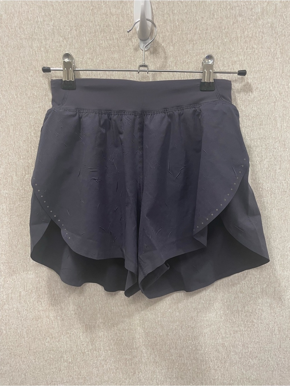 Lululemon Fast and Free HR Split Short 3” *Crinkle